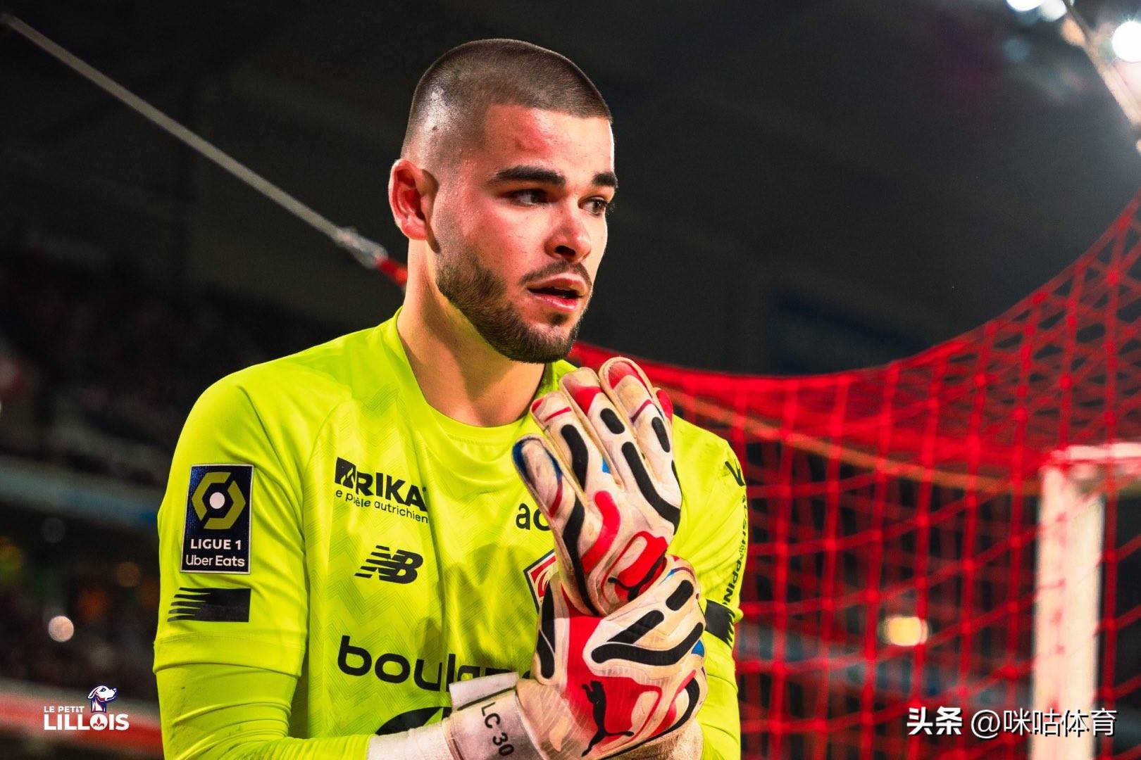 大巴黎门将告急，多纳鲁马续约陷僵局，球队摊牌：签字或换人